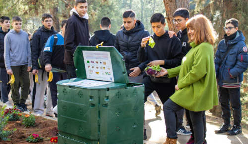 Programme Support: Students as Young Researchers in the Magical World of Composting